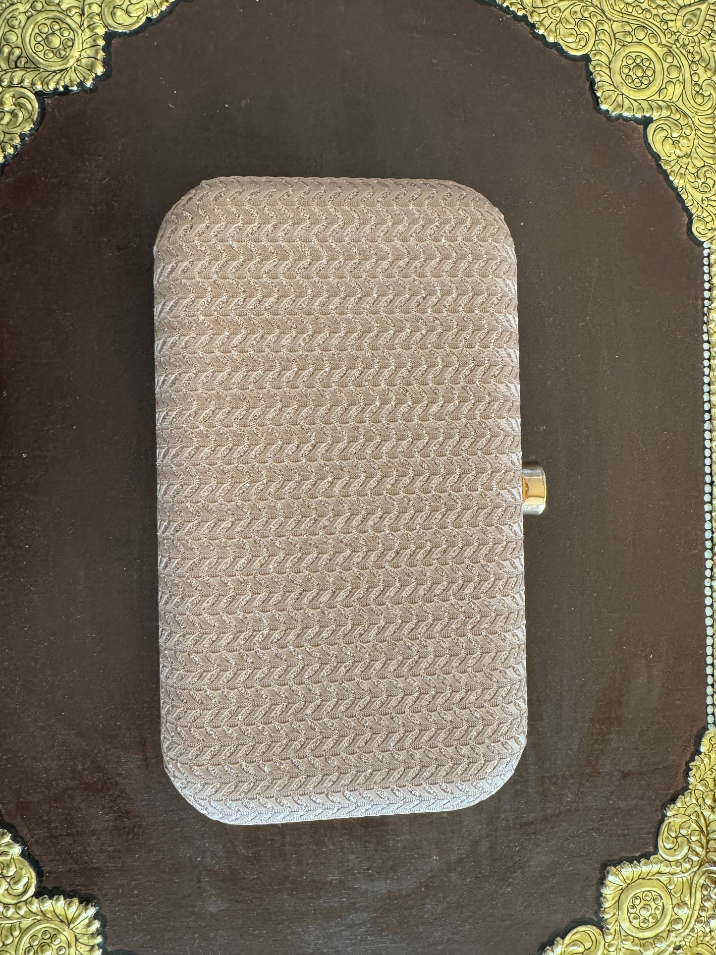 Exquisite beadwork evening clutches and purses, featuring intricate designs and vibrant colors, perfect for adding elegance to any occasion.