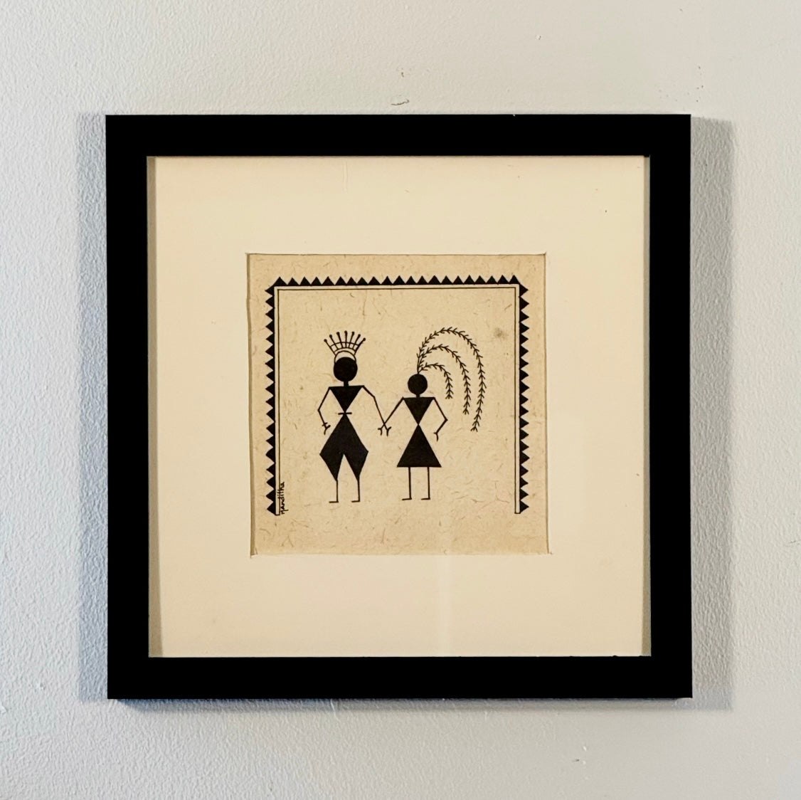 Handcrafted Chittara art wall decor featuring intricate geometric patterns and traditional motifs from Karnataka’s folk heritage.