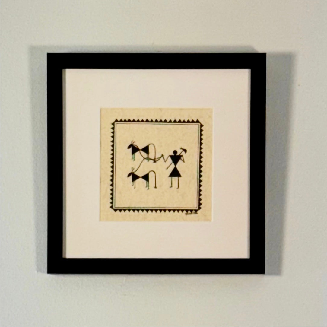 Handcrafted Chittara art wall decor featuring intricate geometric patterns and traditional motifs from Karnataka’s folk heritage.