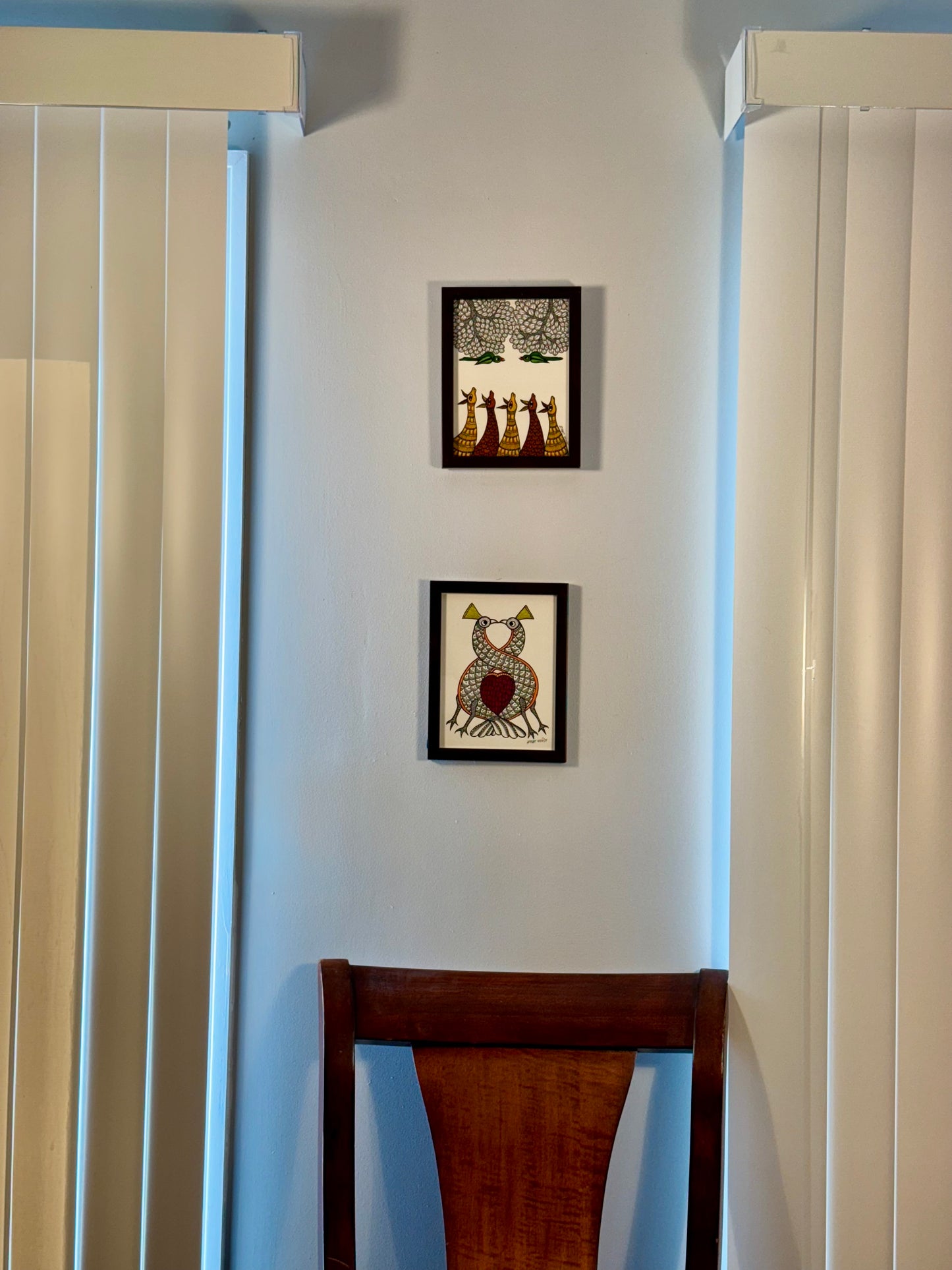 Hand-painted Gond art wall decor featuring intricate tribal patterns and vibrant storytelling inspired by nature and folklore.