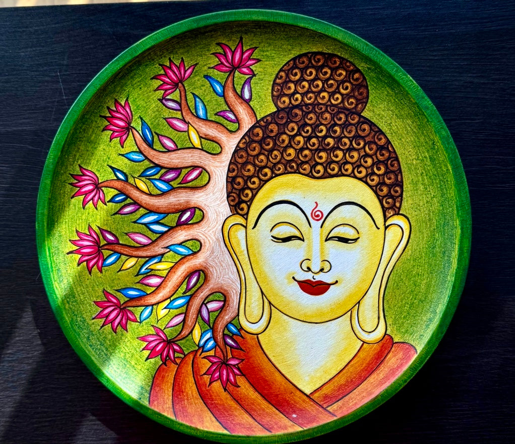 Hand-painted Kerala Mural art wall decor plate featuring intricate traditional motifs and vibrant colors, inspired by ancient temple murals of Kerala. A perfect blend of heritage and craftsmanship for your home.