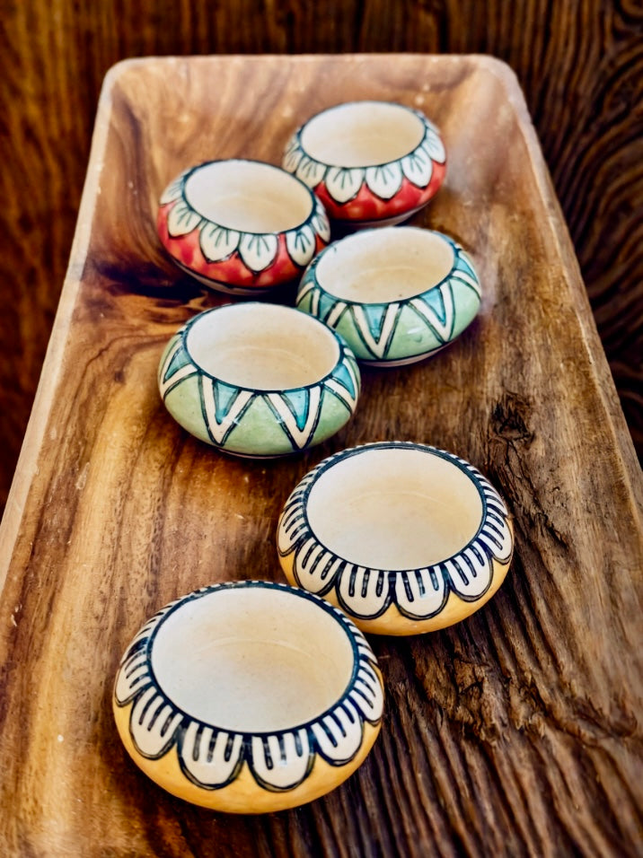Handcrafted Jaipur Blue Pottery tea light holders, featuring intricate designs and vibrant blue hues, adding a traditional Indian touch to your home decor.